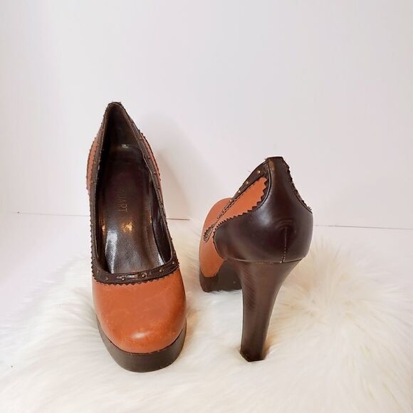 Colin Stuart Toffee and Brown Leather Heel with Brass Hardware Women's S… - Picture 2 of 8